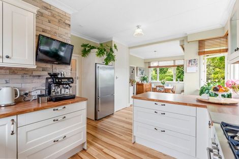 Photo of property in 16 Beaumaris Street, Outram, 9019