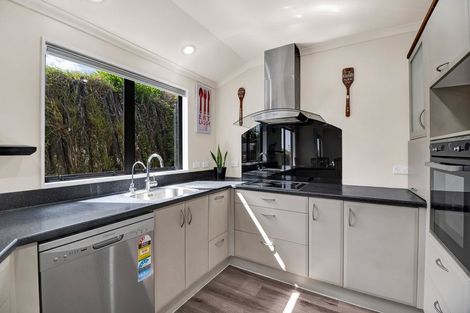 Photo of property in 81a Oranga Street, Westown, New Plymouth, 4310