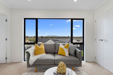 Photo of property in 8 Riverpoint Glade, Flagstaff, Hamilton, 3210