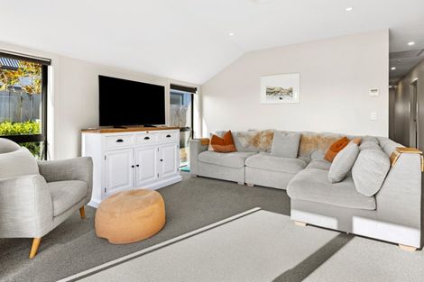 Photo of property in 14 Mount Burke Street, Wanaka, 9305