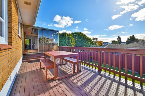 Photo of property in 78 Ray Small Drive, Pahurehure, Papakura, 2113