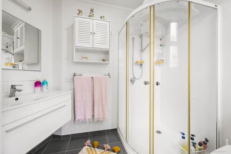 Photo of property in 2 Beachcomber Road, Mangawhai Heads, Mangawhai, 0505