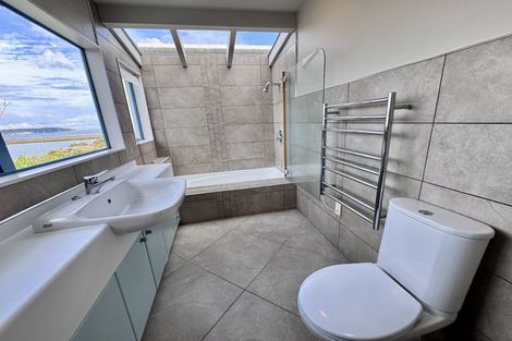 Photo of property in 57 Renoir Street, West Harbour, Auckland, 0618