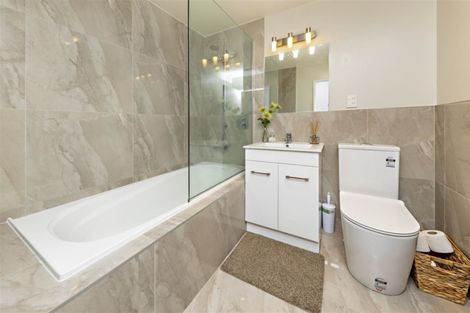 Photo of property in 27 Bellbird Street, Papakura, 2110