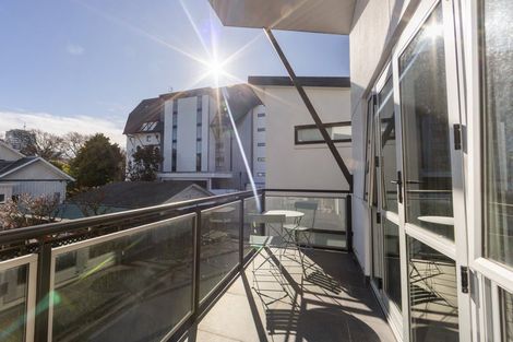 Photo of property in 11/12 Latimer Square, Christchurch Central, Christchurch, 8011