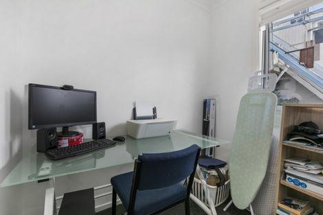 Photo of property in 52 Shakespear Road, Army Bay, Whangaparaoa, 0930