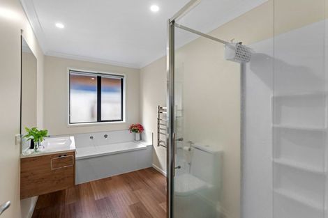 Photo of property in 263 Te Okuroa Drive, Papamoa, 3118