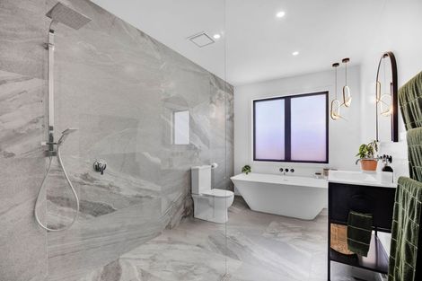 Photo of property in 25 County Drive, Hawera, 4610