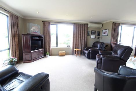 Photo of property in 18 Mauchline Street, Wallacetown, 9816