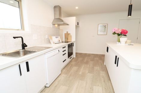 Photo of property in 16 Mcmullan Place, Oamaru North, Oamaru, 9400