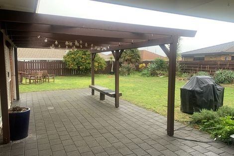 Photo of property in 11 Ngamotu Place, Mount Maunganui, 3116