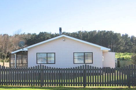 Photo of property in 7 Andrews Street, Foxton Beach, Foxton, 4815