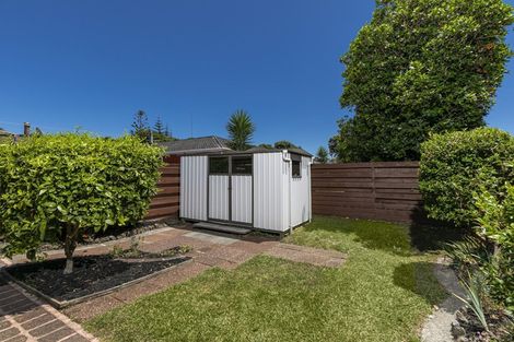 Photo of property in 37 Pine Road, Orewa, 0931
