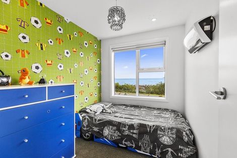 Photo of property in 77 Moana Road, Plimmerton, Porirua, 5026