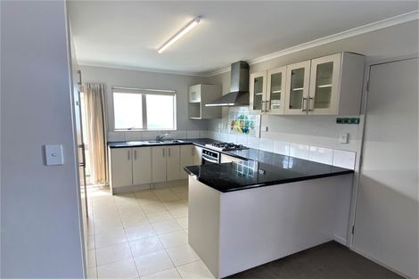 Photo of property in 5 Tiraumea Drive, Pakuranga, Auckland, 2010