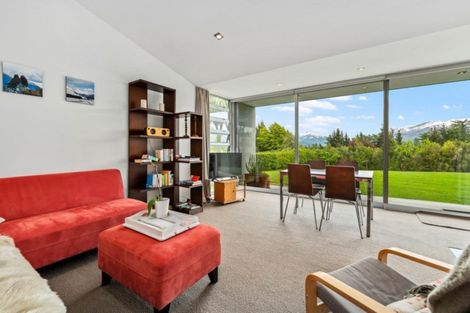 Photo of property in 7 Ridgecrest, Wanaka, 9305