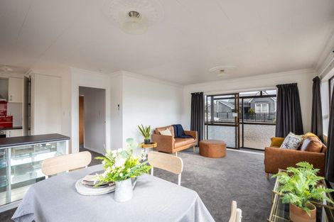 Photo of property in 19 Tukapa Street, Westown, New Plymouth, 4310