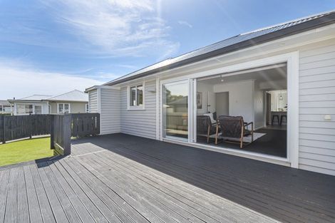 Photo of property in 254 Coronation Avenue, Welbourn, New Plymouth, 4310