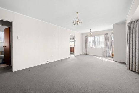 Photo of property in 2a Saint Lukes Place, Bader, Hamilton, 3206