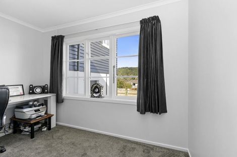Photo of property in 38 Petrie Street, Wainuiomata, Lower Hutt, 5014