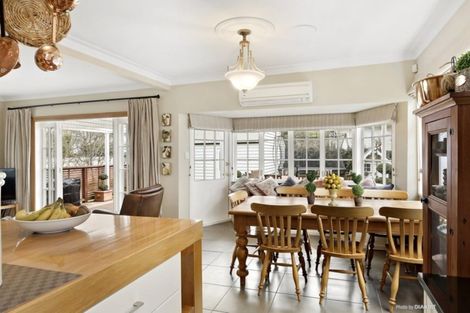 Photo of property in 7 Glen Iris Grove, Woburn, Lower Hutt, 5010