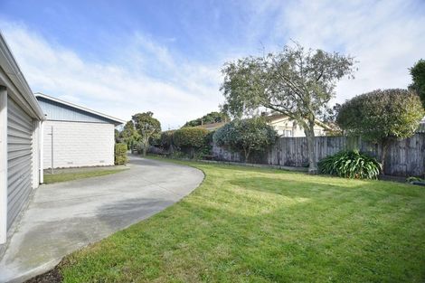 Photo of property in 25 Bayswater Crescent, Bromley, Christchurch, 8062