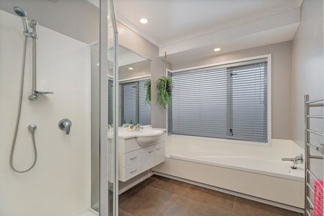 Photo of property in 126 Puka Crescent, Matarangi, Whitianga, 3592