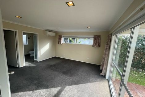 Photo of property in 215 Parklands Avenue, Bell Block, New Plymouth, 4312