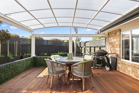 Photo of property in 15 Evans Court, Pukekohe, 2120