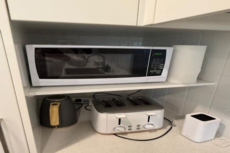 Photo of property in 11/2 Warrant Officer Lane, Hobsonville, Auckland, 0616