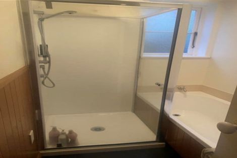 Photo of property in 125 Seatoun Heights Road, Miramar, Wellington, 6022