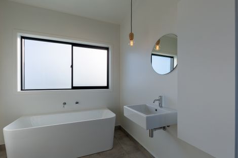 Photo of property in 22 Westmere Drive, Tasman, Upper Moutere, 7173