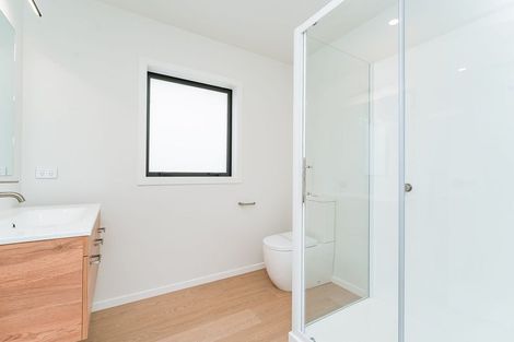 Photo of property in 55d Potter Avenue, Northcote, Auckland, 0627