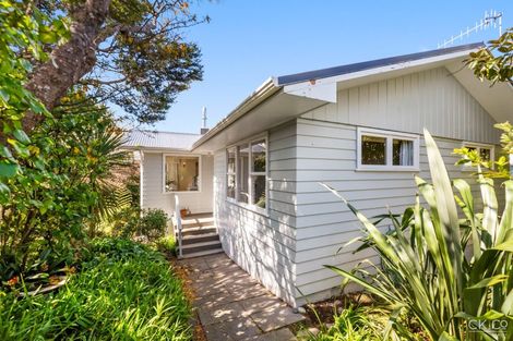 Photo of property in 10 Cedar Street, Maungaraki, Lower Hutt, 5010