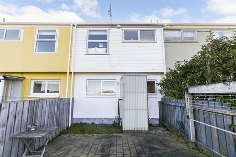 Photo of property in 12a Waiwera Crescent, Maupuia, Wellington, 6022