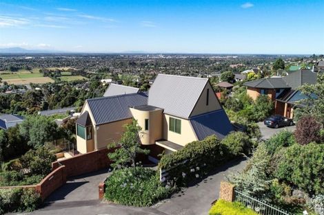 Photo of property in 9 Blencathra Place, Westmorland, Christchurch, 8025