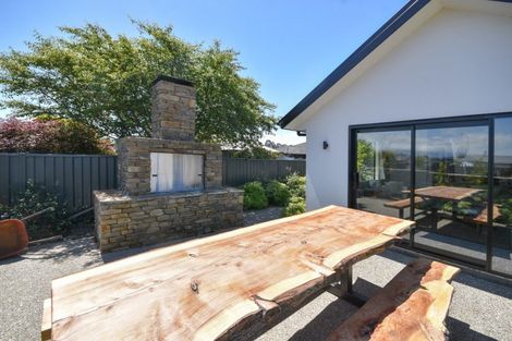 Photo of property in 18 Caledonia Drive, Mosgiel, 9024