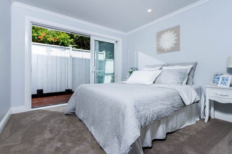 Photo of property in 7b Garadice Road, Rothesay Bay, Auckland, 0630