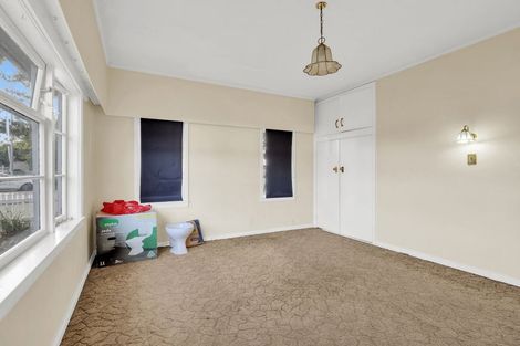 Photo of property in 202 Botanical Road, Takaro, Palmerston North, 4412