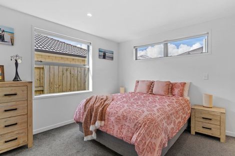 Photo of property in 8 Selliera Place, Papamoa Beach, Papamoa, 3118