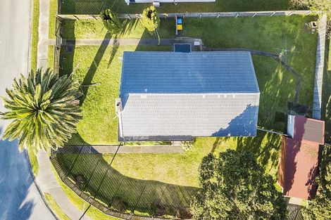 Photo of property in 2 Arahura Crescent, Waitangirua, Porirua, 5024