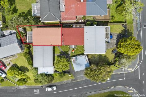 Photo of property in 3/94 Chivalry Road, Glenfield, Auckland, 0629