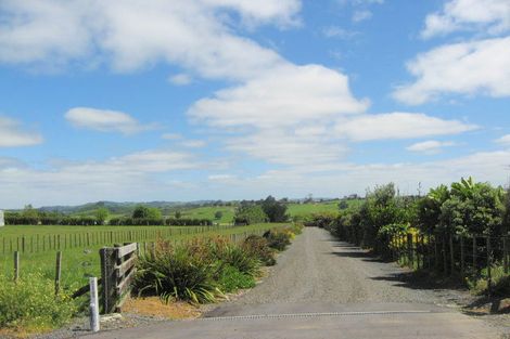 Photo of property in 103 Medhurst Road, Bombay, 2675