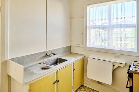 Photo of property in 36 Queen Street, Petone, Lower Hutt, 5012