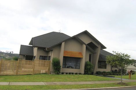 Photo of property in 16 Clavoy Place, East Tamaki, Auckland, 2016