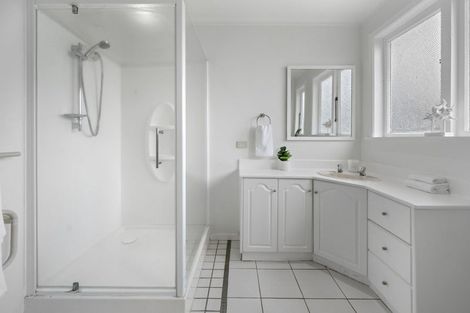 Photo of property in 109 Havelock Road, Havelock North, 4130