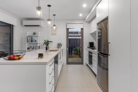 Photo of property in 57 Saint Pauls Drive, Brookfield, Tauranga, 3110