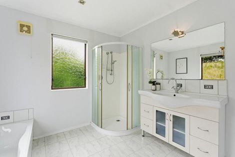 Photo of property in 30 Aiken Road, Saint Johns Hill, Whanganui, 4501