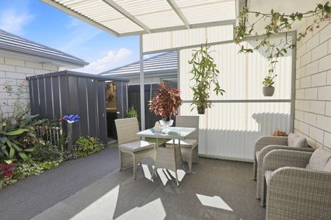 Photo of property in 5 Lance Way, Papamoa, 3118