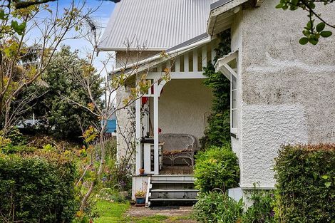 Photo of property in 21 Egmont Street, Patea, 4520